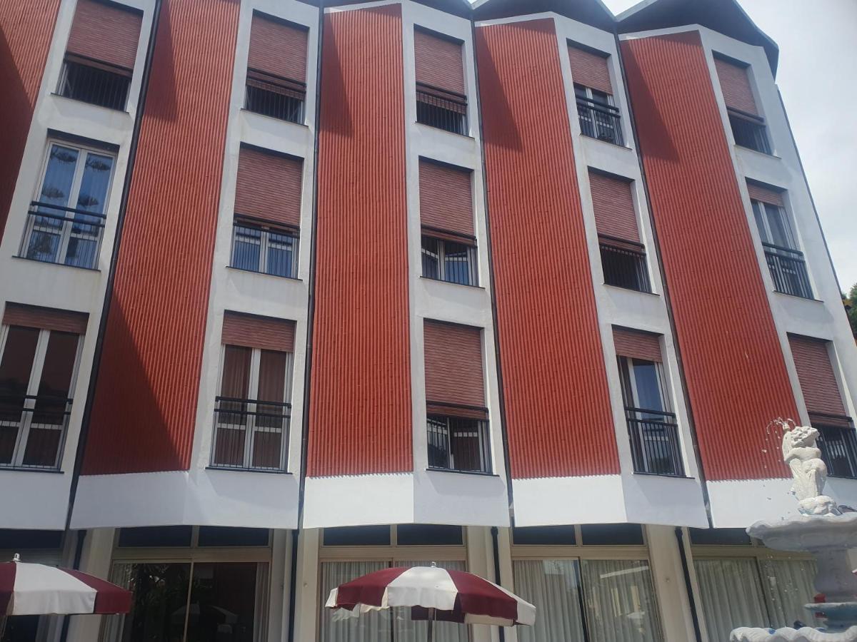 מונטרוסו אל מארה Fegina 3 Deluxe Bedrooms & Bathrooms מראה חיצוני תמונה